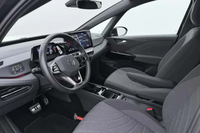Volkswagen ID.3 (2024) thumbnail 3