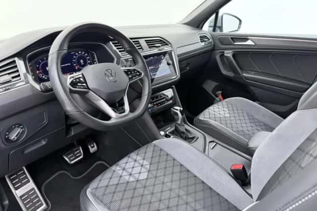 Volkswagen Tiguan (2023) thumbnail 4