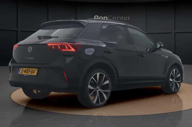Volkswagen T-Roc (2023) thumbnail 6