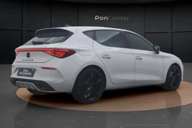 CUPRA Leon (2023) thumbnail 6
