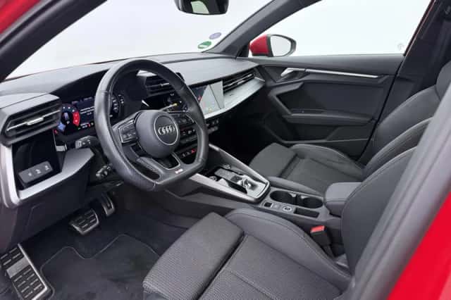Audi A3 (2023) thumbnail 3