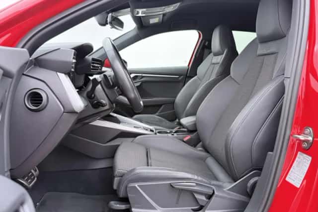 Audi A3 (2023) thumbnail 5