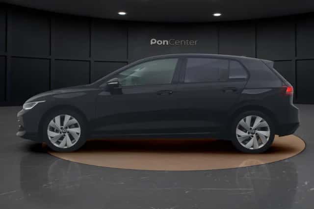 Volkswagen Golf (2024) thumbnail 6