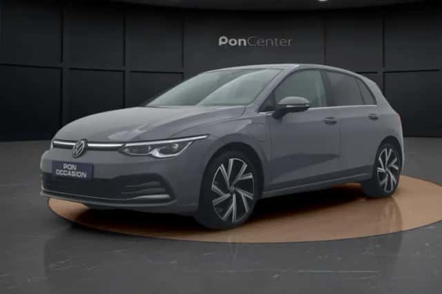 Volkswagen Golf (2022) thumbnail 2