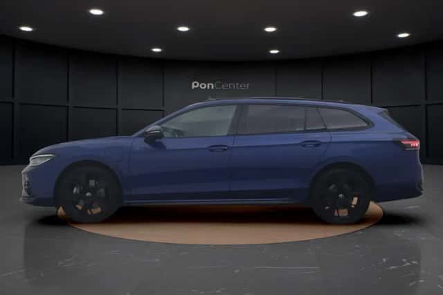 Volkswagen Passat (2024) thumbnail 6