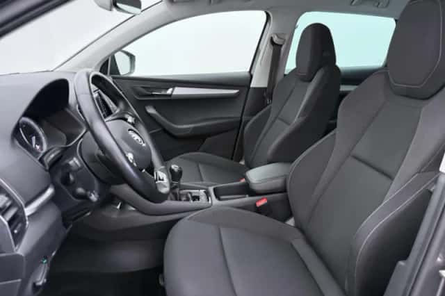 Škoda Karoq (2022) thumbnail 5