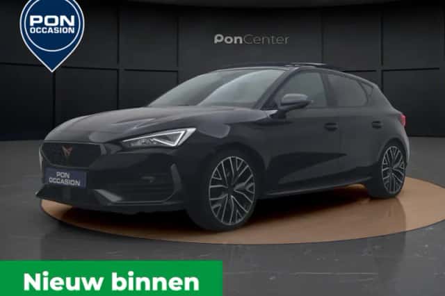 CUPRA Leon (2024) thumbnail 2