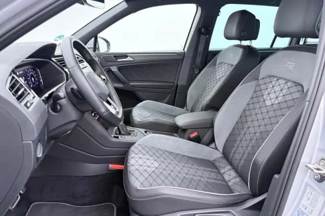 Volkswagen Tiguan (2023) thumbnail 4