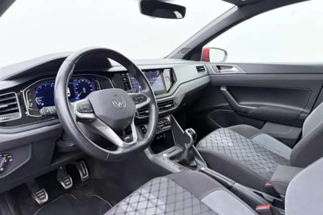 Volkswagen Polo (2022) thumbnail 4