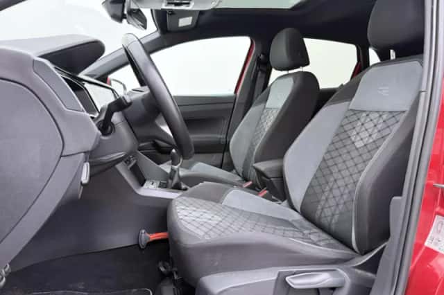 Volkswagen Polo (2022) thumbnail 5