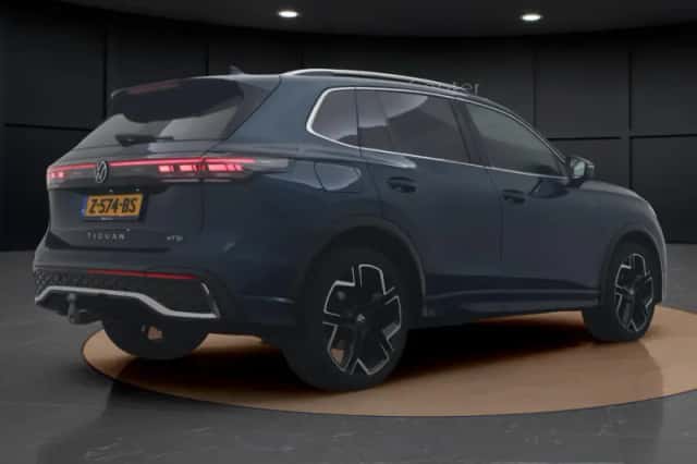 Volkswagen Tiguan (2024) thumbnail 6