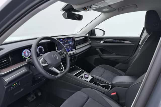 Volkswagen Tayron (2025) thumbnail 3