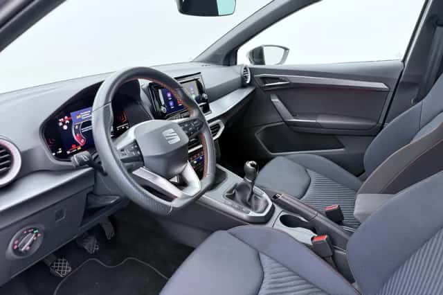 SEAT Ibiza (2024) thumbnail 3
