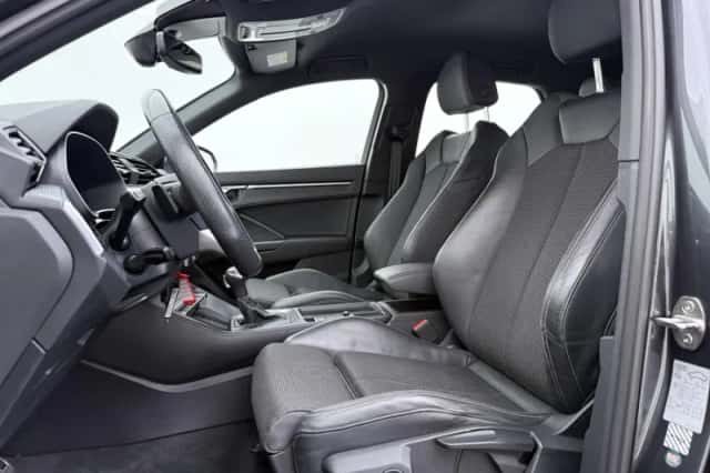 Audi Q3 (2023) thumbnail 5