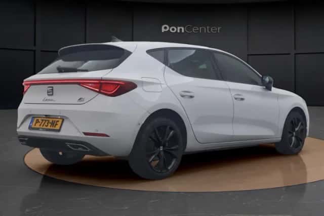 SEAT Leon (2021) thumbnail 6