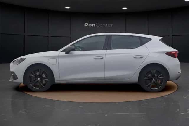 SEAT Leon (2021) thumbnail 6