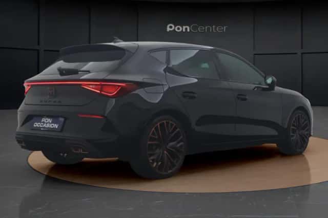 CUPRA Leon (2024) thumbnail 6