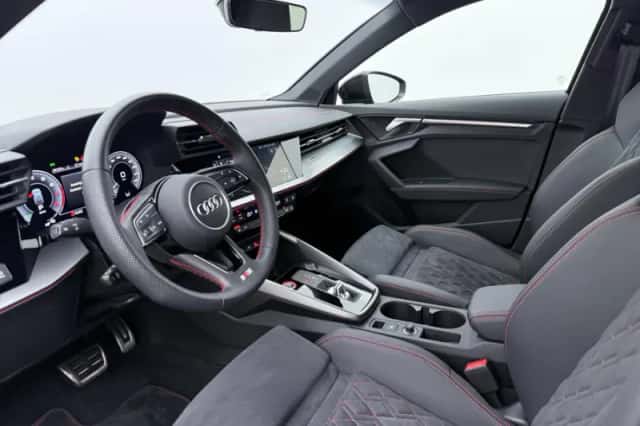 Audi A3 (2024) thumbnail 4
