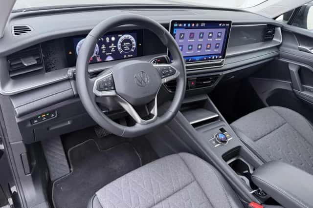 Volkswagen Tayron (2025) thumbnail 3