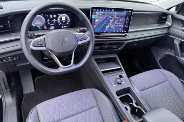 Volkswagen Tayron (2025) thumbnail 4