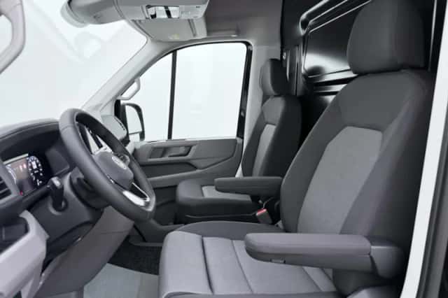 Volkswagen Crafter (2024) thumbnail 5