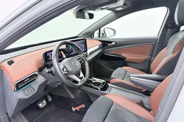 Volkswagen ID.4 (2021) thumbnail 3