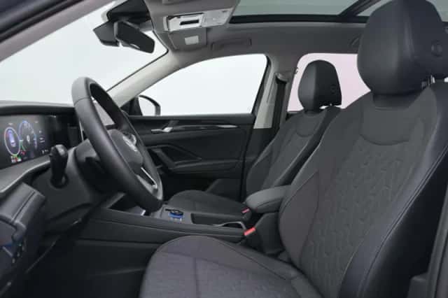 Volkswagen Tayron (2025) thumbnail 5