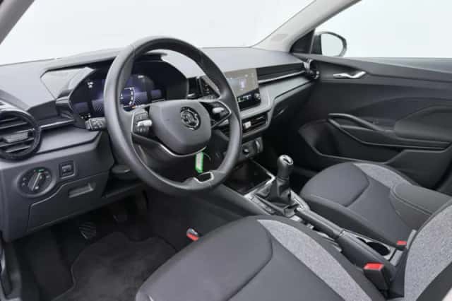 Škoda Fabia (2024) thumbnail 4