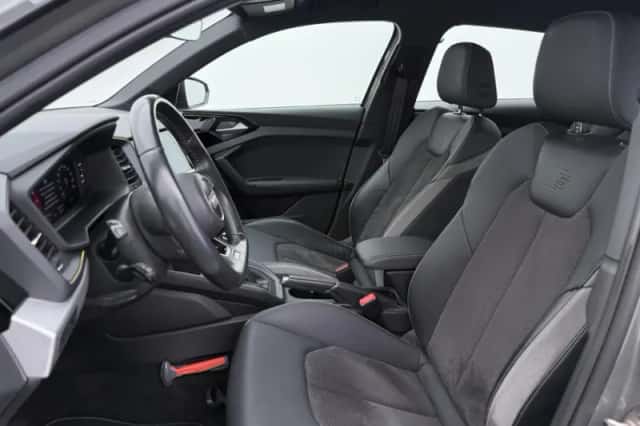 Audi A1 (2019) thumbnail 5