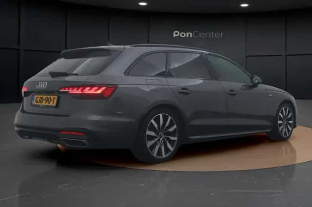 Audi A4 (2024) thumbnail 6