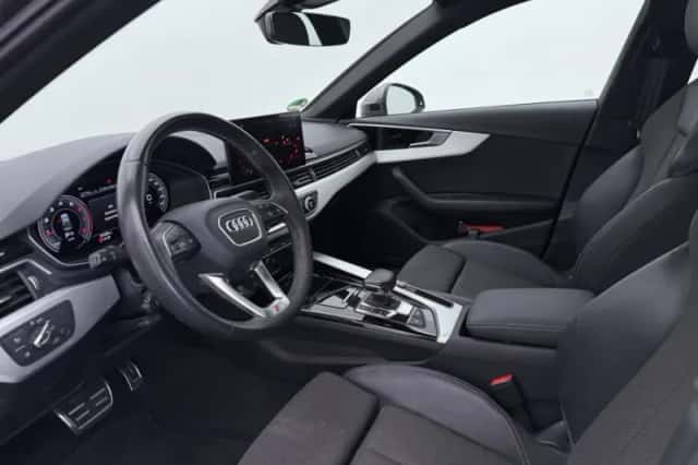Audi A4 (2022) thumbnail 4