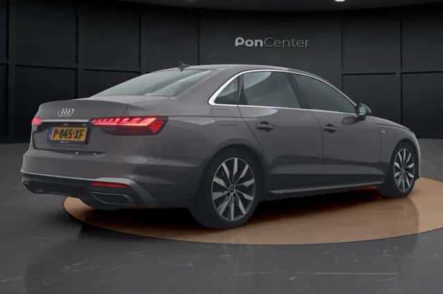 Audi A4 (2022) thumbnail 6