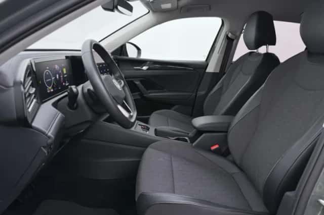 Volkswagen Tiguan (2025) thumbnail 4