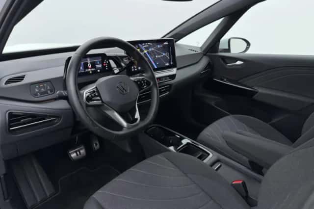 Volkswagen ID.3 (2024) thumbnail 4