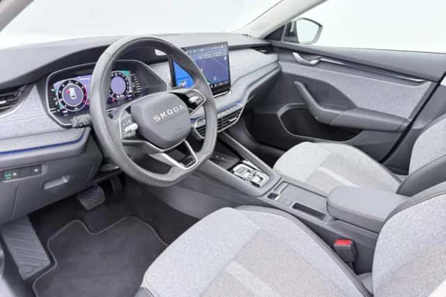 Škoda Octavia (2025) thumbnail 4