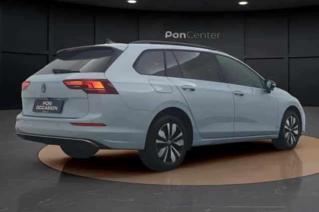 Volkswagen Golf (2025) thumbnail 6