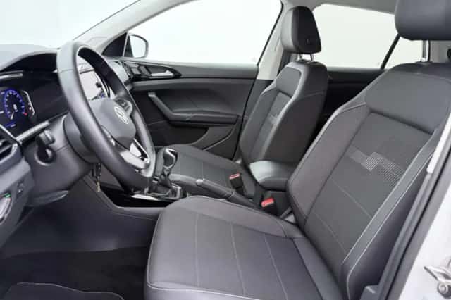Volkswagen T-Cross (2024) thumbnail 5