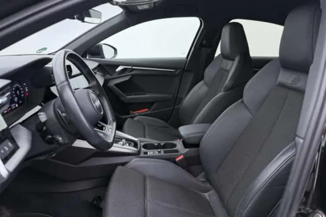 Audi A3 (2021) thumbnail 4