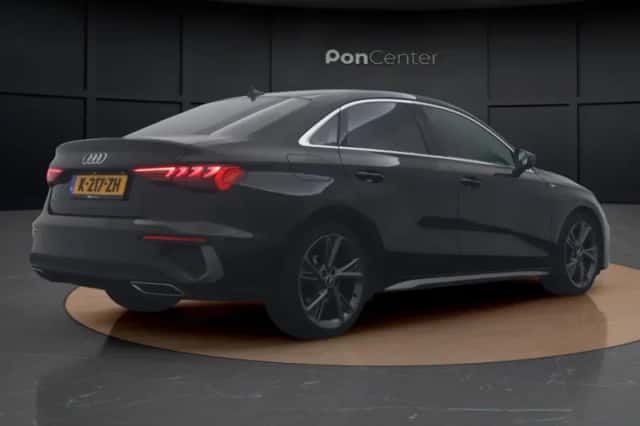 Audi A3 (2021) thumbnail 5