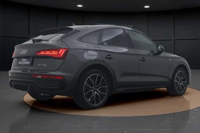 Audi Q5 (2023) thumbnail 6