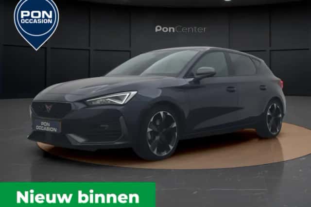 CUPRA Leon (2024) thumbnail 2