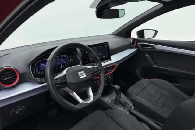 SEAT Ibiza (2023) thumbnail 4