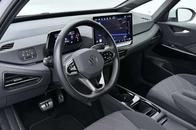 Volkswagen ID.3 (2024) thumbnail 3
