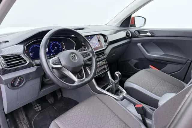 Volkswagen T-Cross (2019) thumbnail 4