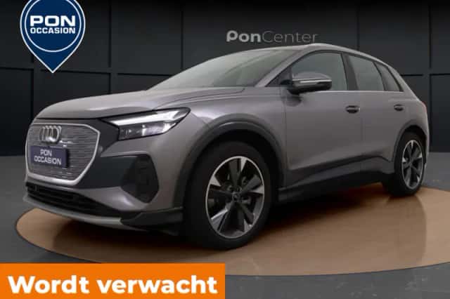 Audi Q4 e-tron (2025) thumbnail 2