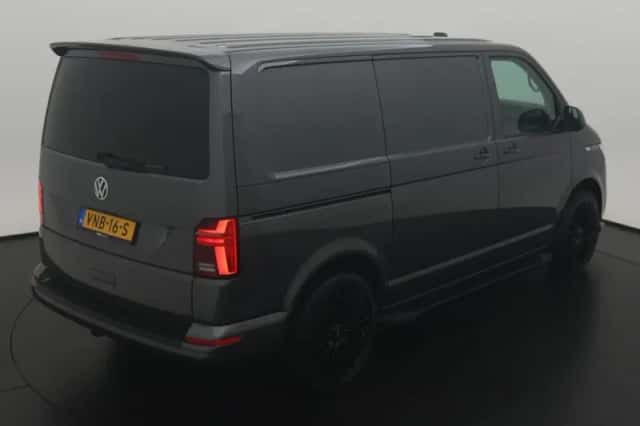 Volkswagen Transporter (2021) thumbnail 6