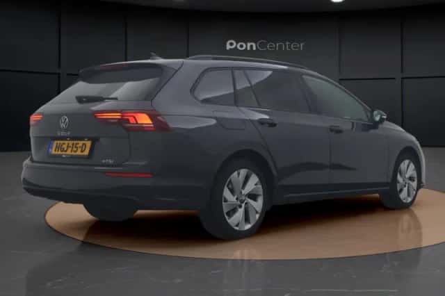Volkswagen Golf (2025) thumbnail 6