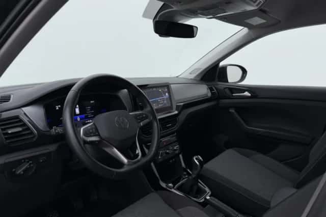 Volkswagen T-Cross (2025) thumbnail 4