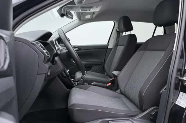 Volkswagen T-Cross (2025) thumbnail 5
