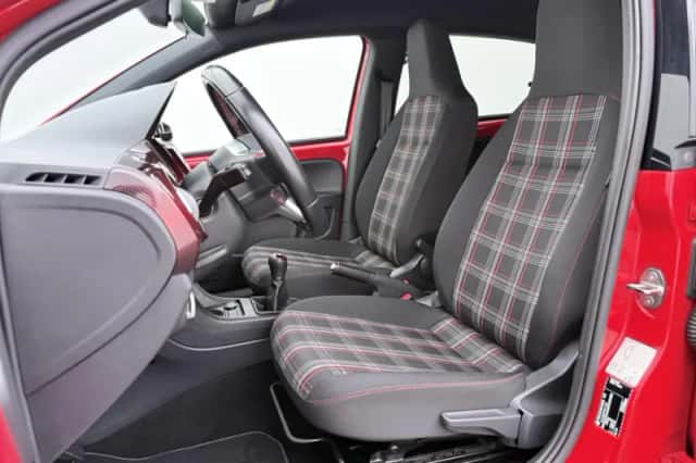 Volkswagen Up! (2022) thumbnail 5